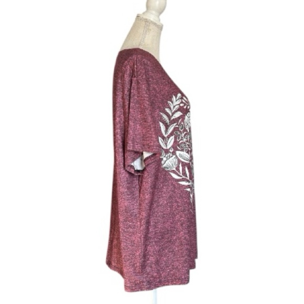 Heather Fuchsia look Top with White Floral Heart Print Crew Neck Short Sleeve 3X - Picture 4 of 9